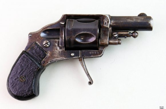 revolver velodog velo-dog eibarres calibre 32 s - Comprar Armas de Fogo  antigas em Utilização no todocoleccion