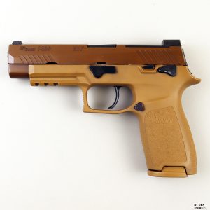 Pistola SIG SAUER mod. P320 M17 9x19  4.7" FDE
