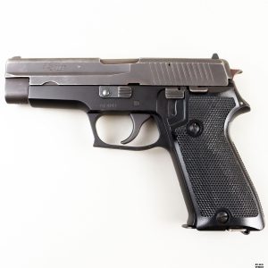 Pistola Sig Sauer mod. P220 cal. 9 Steyr matr. G129599