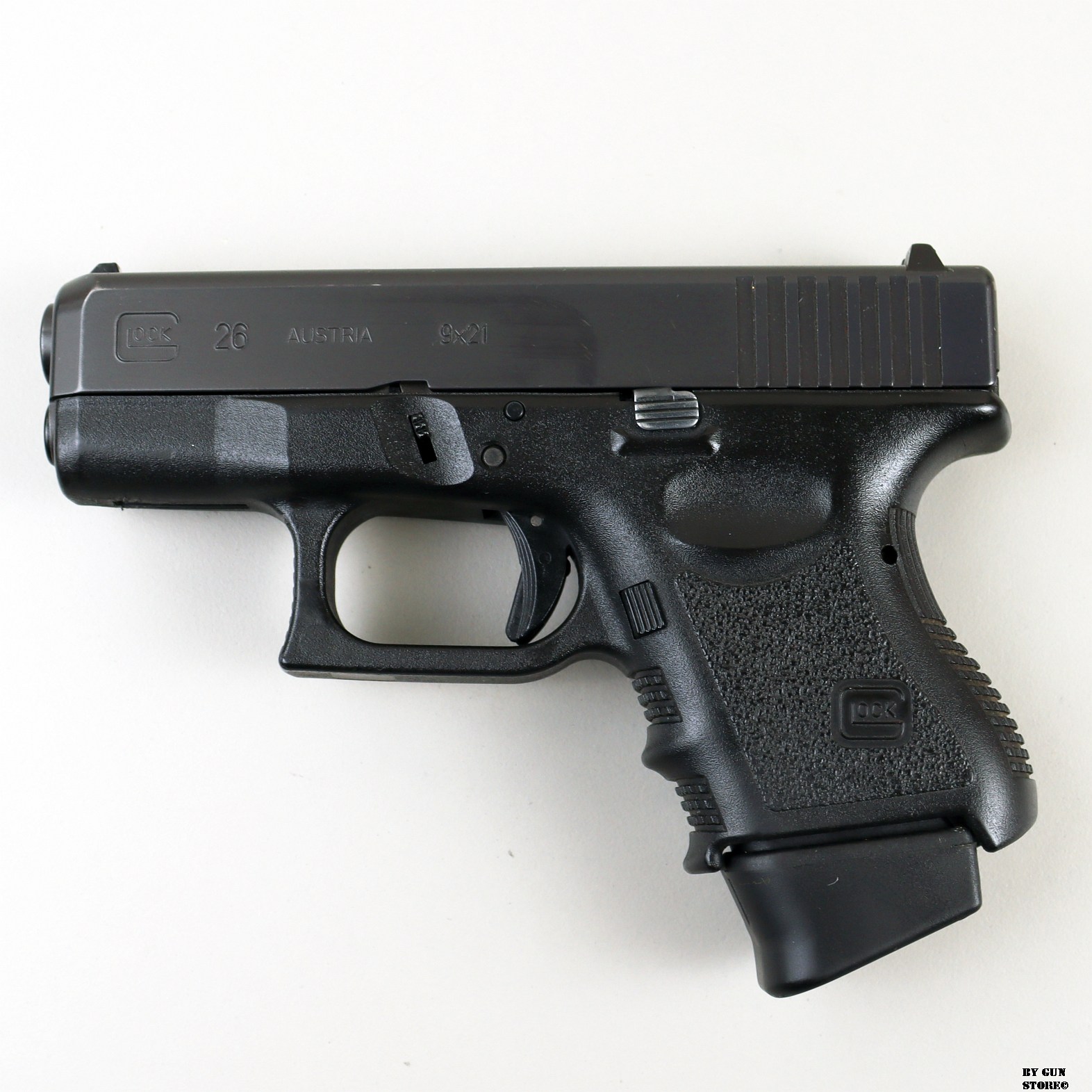 Pistola Glock mod. 26 Gen III cal. 9x21 matr. WBT931 - Gun Store