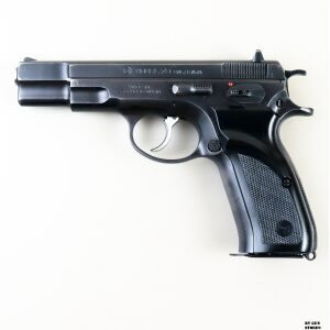 Pistola CZ mod. 75 cal. 9x19 para matr. 160478
