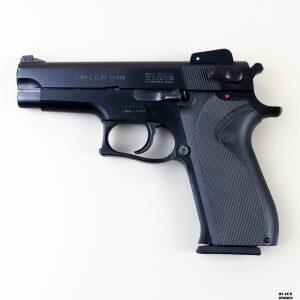 Pistola Smith & Wesson mod. 3904 cal. 9x19 matr. TCR6235