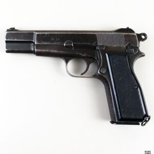 Pistola John Inglis mod. MK.I* cal. 9x19 matr. 2T5895