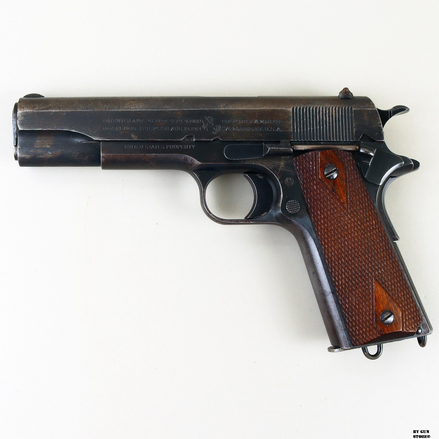 Pistola Colt mod. 1911 cal. 45 Acp matr. 221353