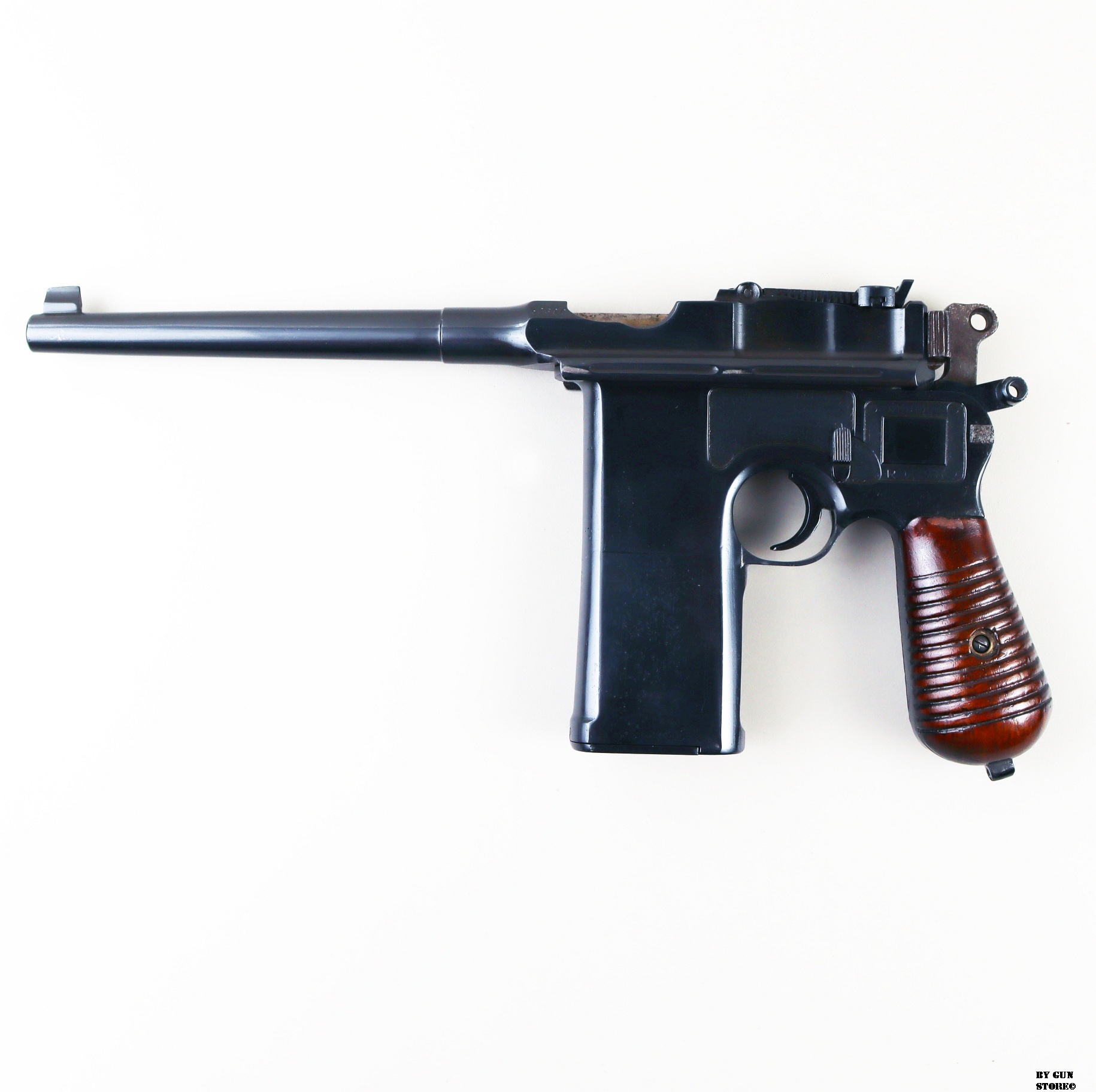Pistola Astra mod. MM31 Super Azul cal. 7,63 Mauser matr. 32690