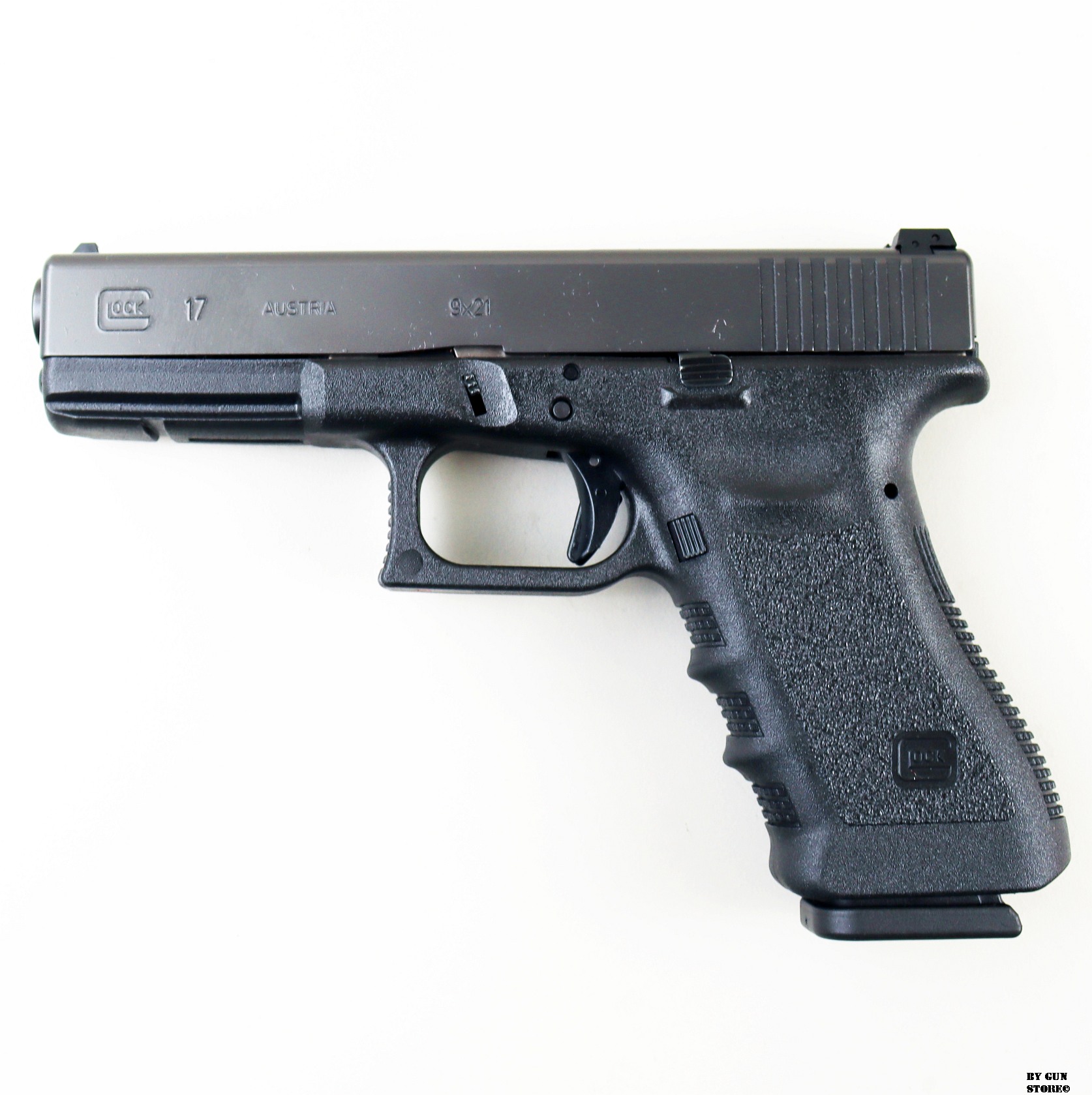 Pistola Glock mod. 17 GEN 3 cal. 9x21 matr. VDW910