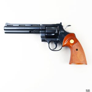 Revolver Colt mod. Python cal. 357 mag. matr. E83714