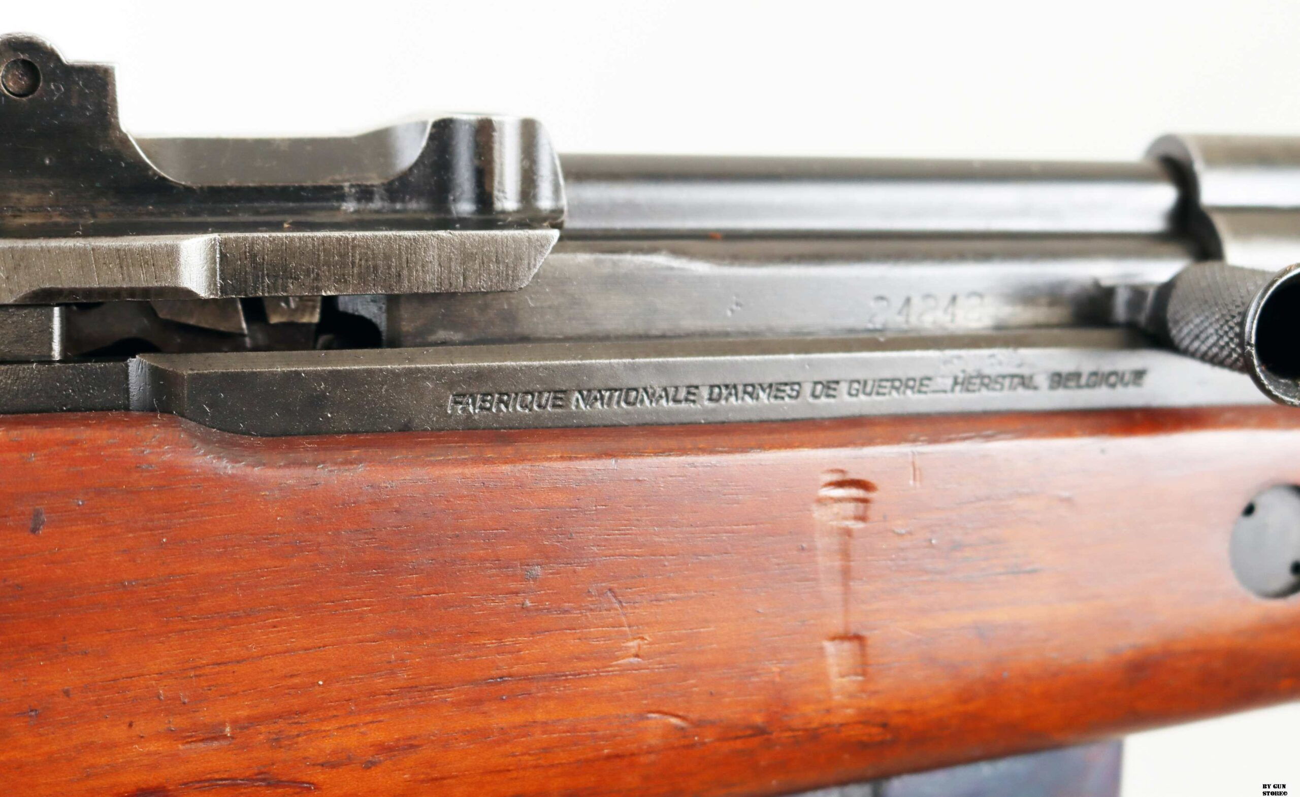 FN 24242 GALNOV25 (13)