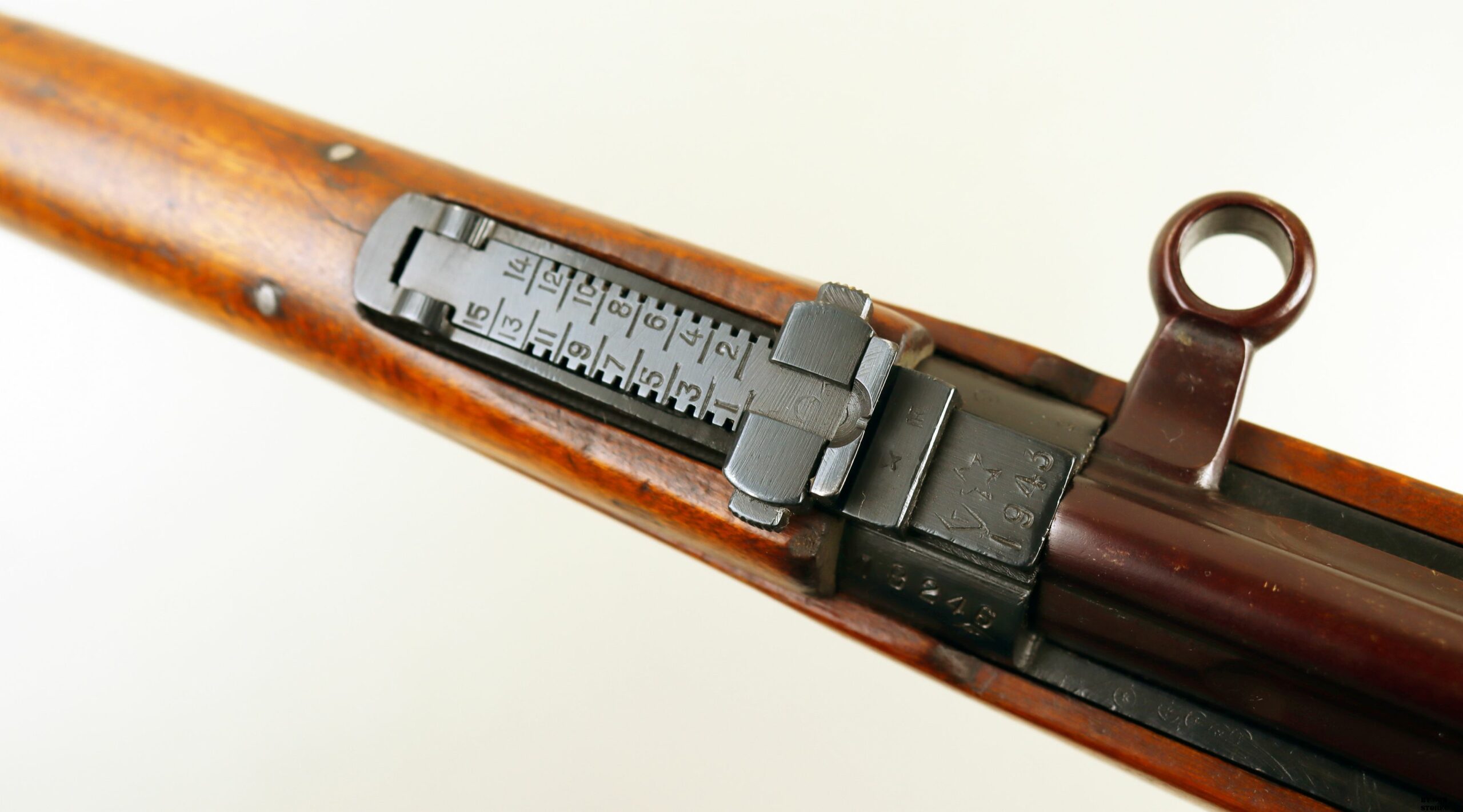 SVT40 AB246 GALNOV25 (8)