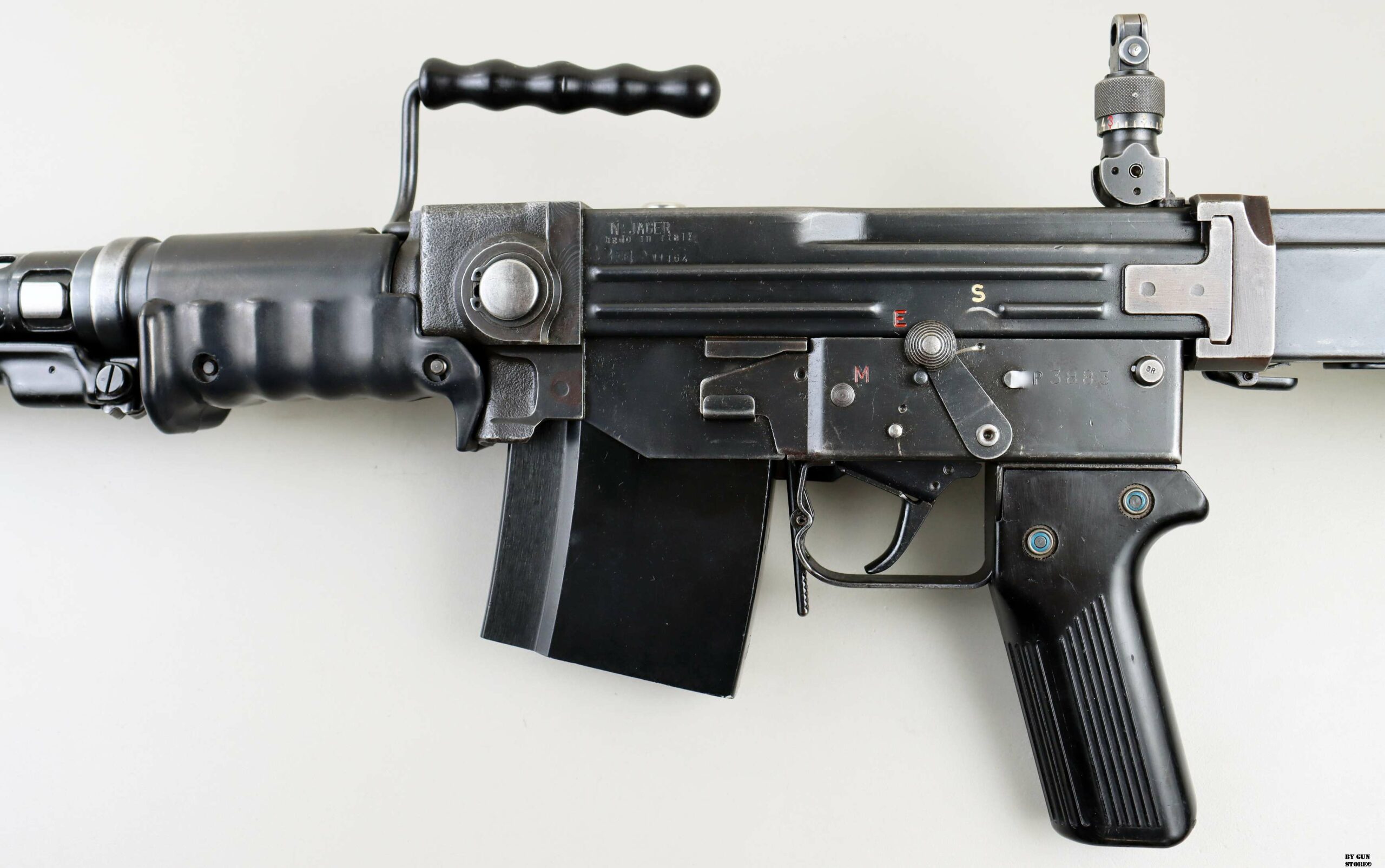 SIG A413883 GALNOV25 (4)