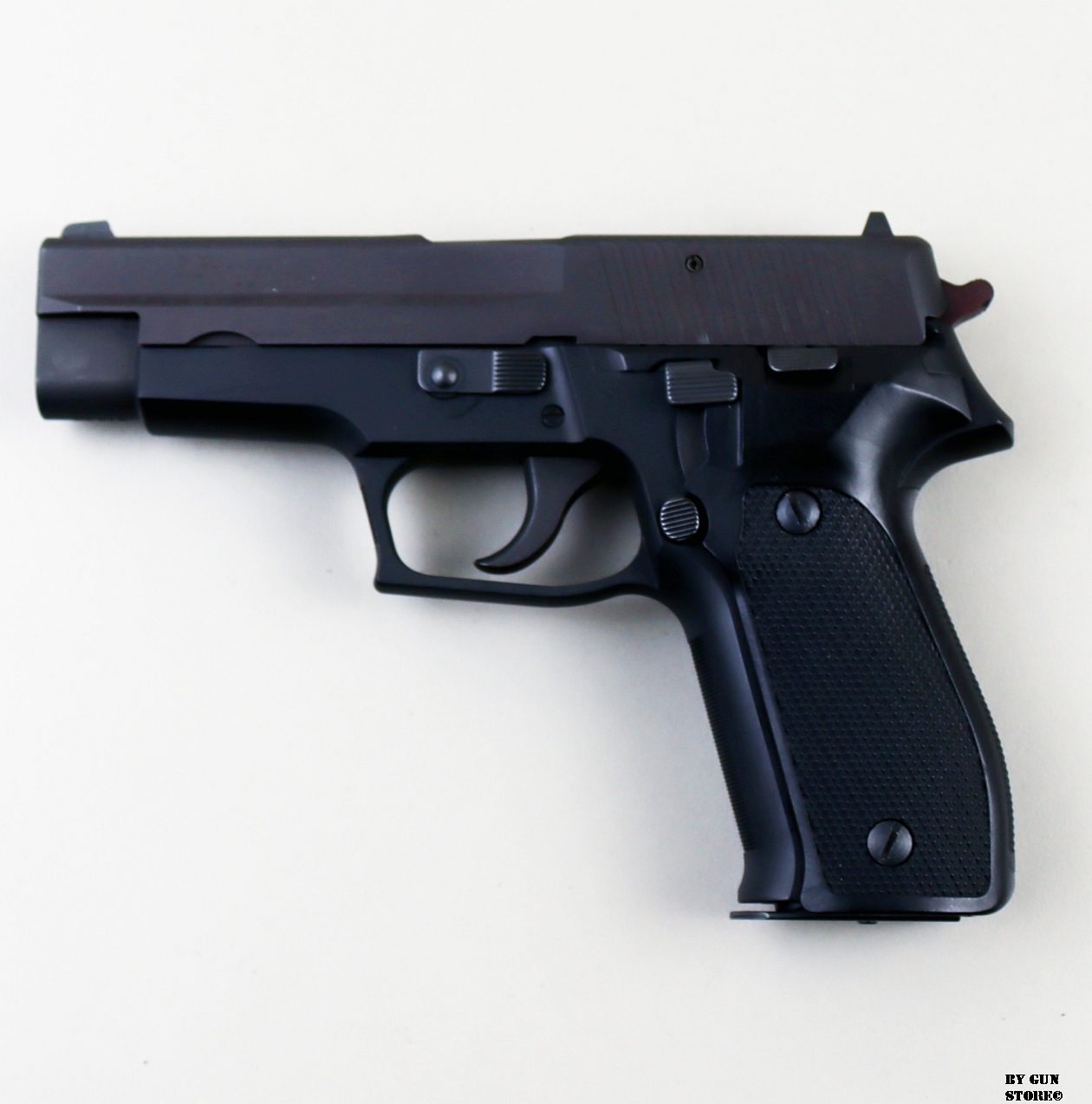 Pistola Sig Sauer mod. P226 Germany cal. 9x19 para matr. U532663