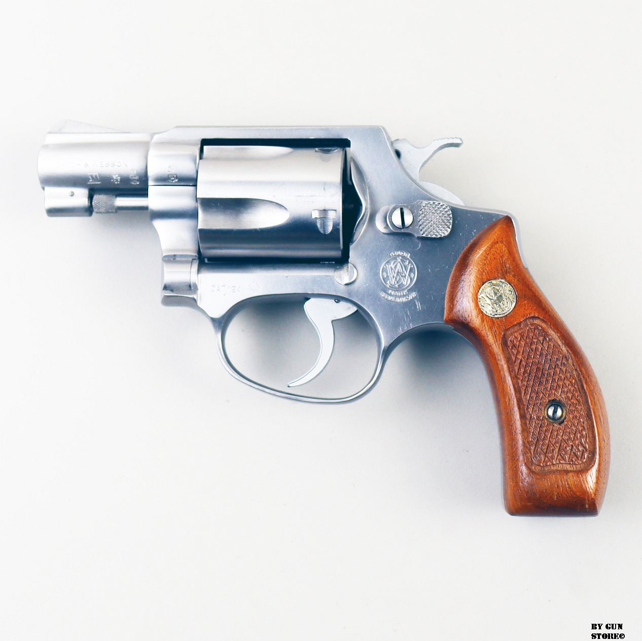 Revolver Smith & Wesson mod. 60 cal. 38 Spec. mat. R296283