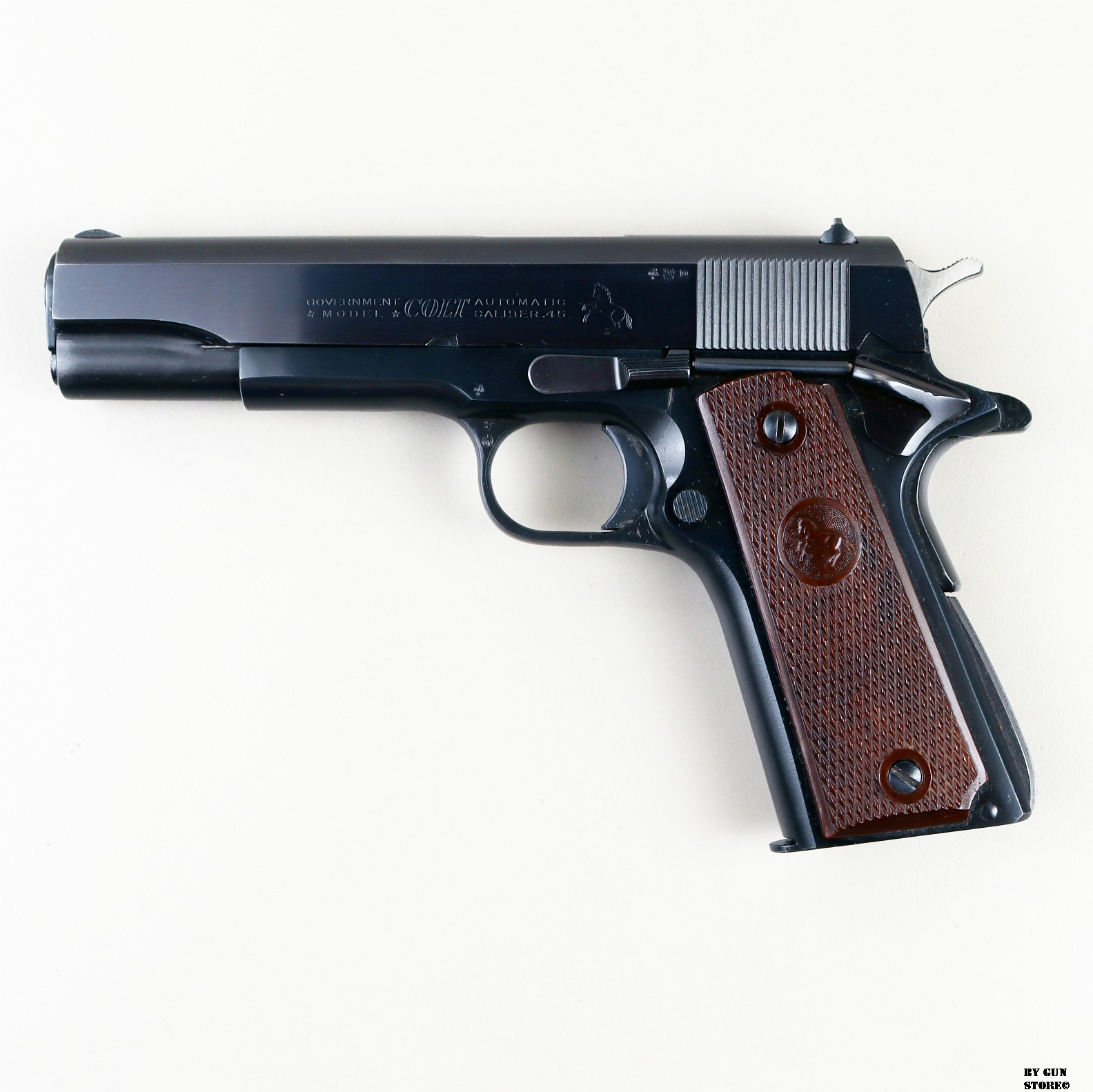Pistola Colt mod. Government Model cal. 45 acp matr. 316263-C
