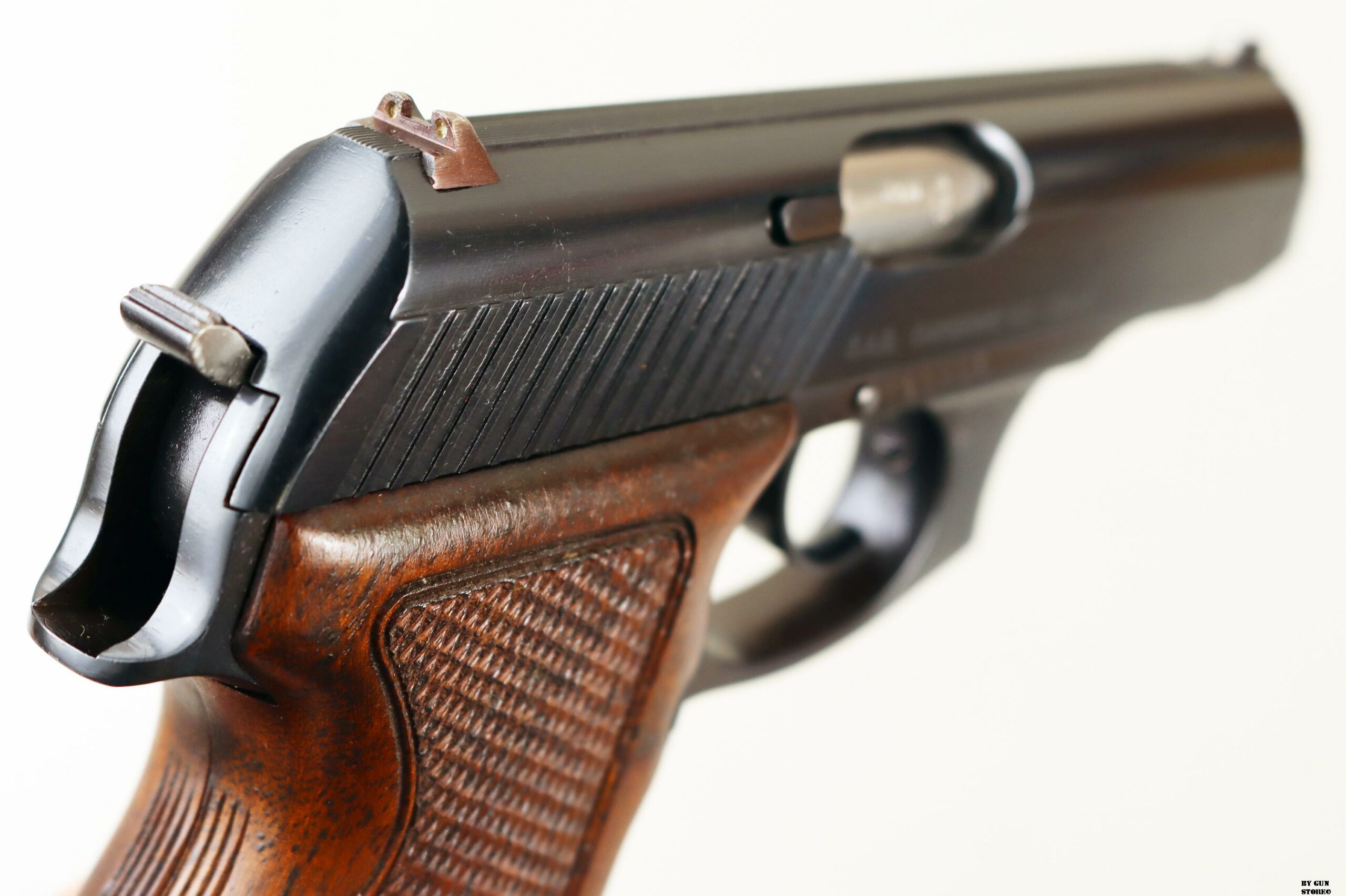 MAUSER 100896 MAR26 (8)