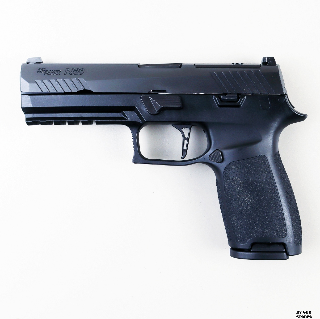 Pistola Sig Sauer mod. P320 cal. 9x19 matr. 58J625082