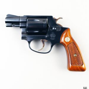 Revolver Smith & Wesson mod. 36 cal. 38 spec matr. J244070