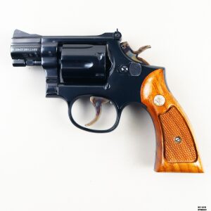 Revolver Smith & Wesson mod. 15-3 cal. 38Sp matr. 10K5093