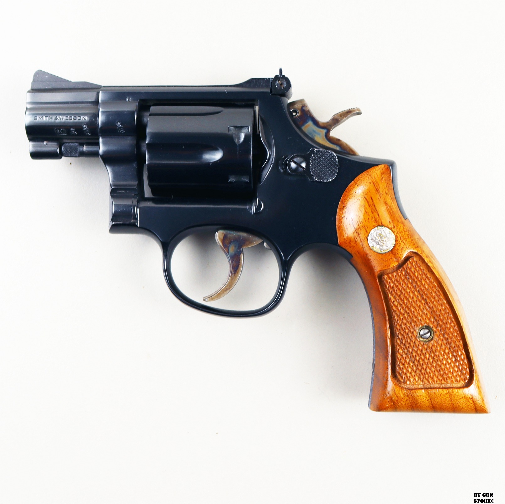 Revolver Smith & Wesson mod. 15-3 cal. 38Sp matr. 10K5093