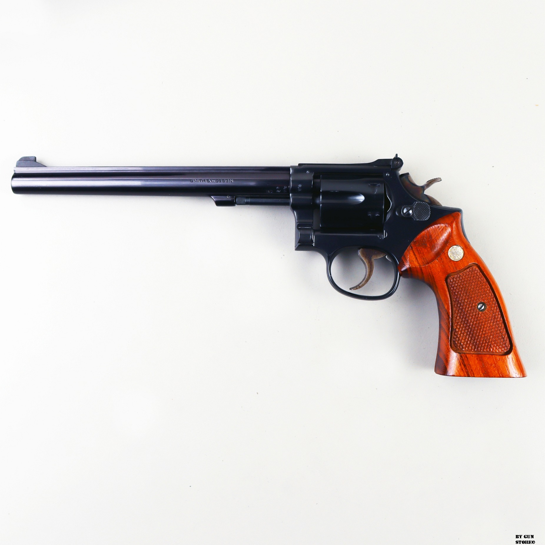 Revolver Smith & Wesson mod. 48-4 cal. 22 WMR matr. 19K7139