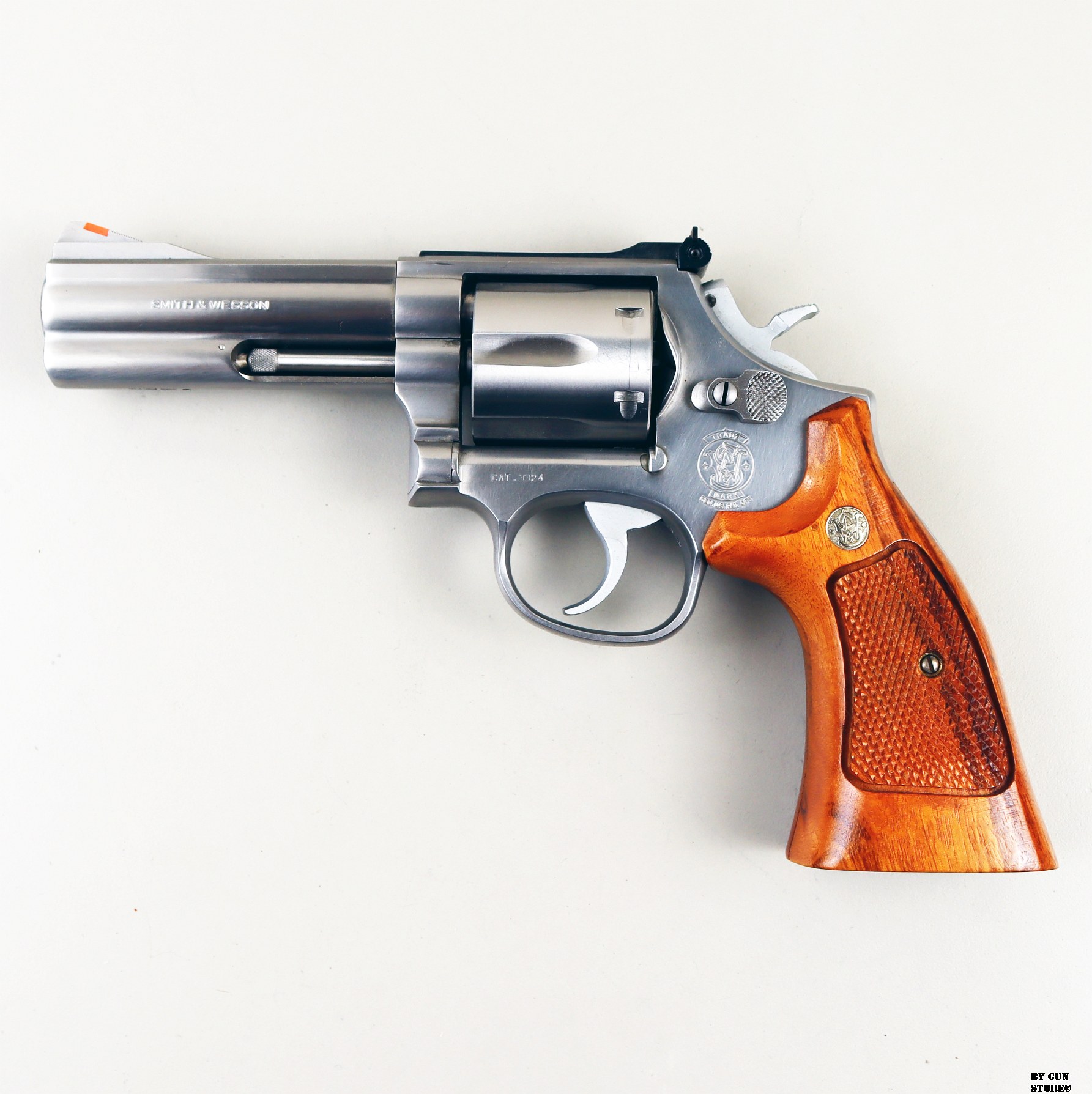 Revolver Smith & Wesson mod. 686-3 cal. 357 Mag. matr. BED4932
