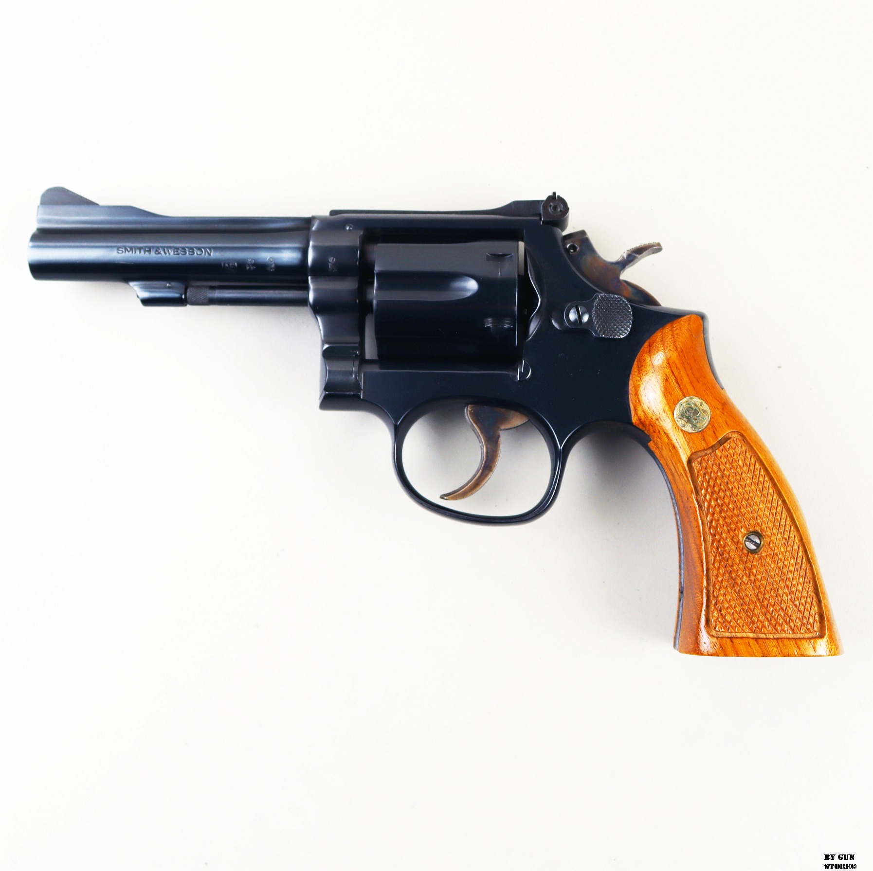 Revolver Smith & Wesson mod. 15-4 cal. 38Sp matr. 29K0185