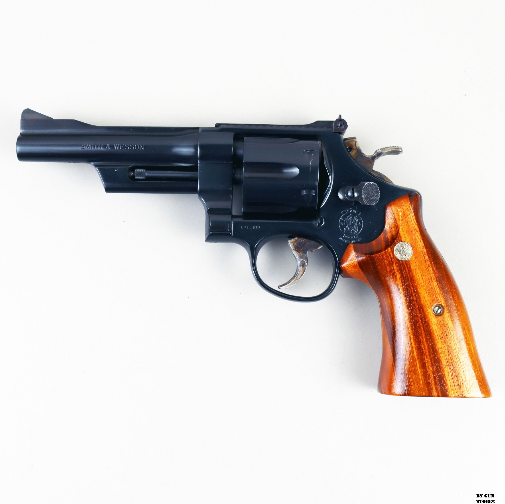 Revolver Smith & Wesson mod. 25-3 50th Anniversary cal. 357 mag. matr. 0315