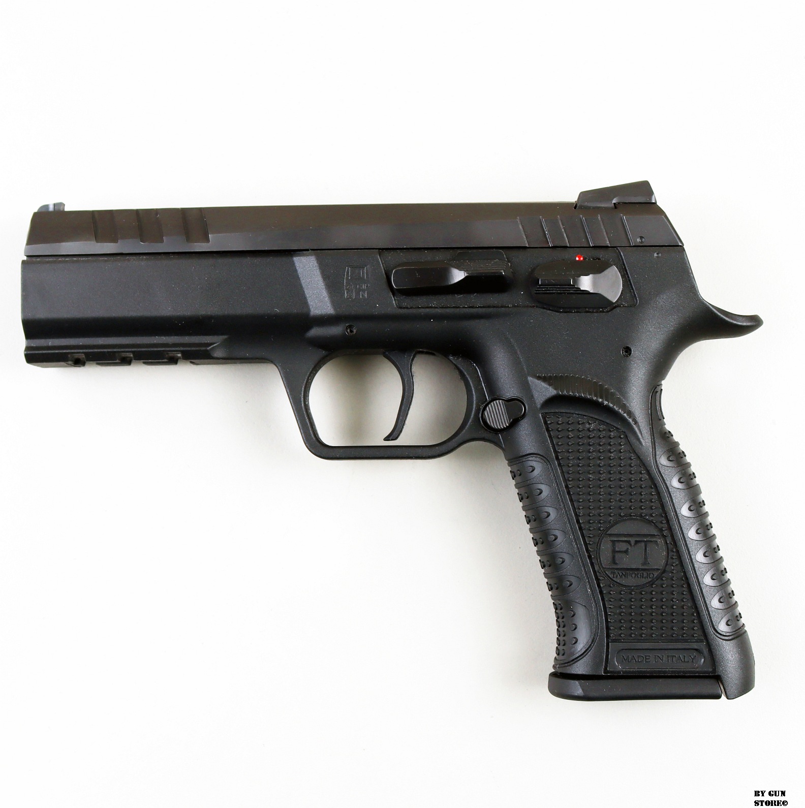 Pistola Tanfoglio mod. Force Esse cal. 9x21 matr. 1DS00358