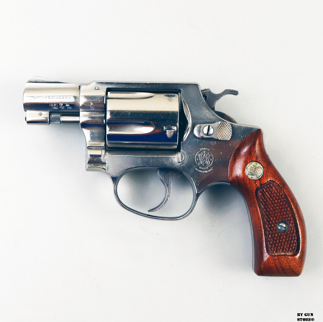 Revolver Smith & Wesson mod. 36 cal. 38 spec. matr. J684597
