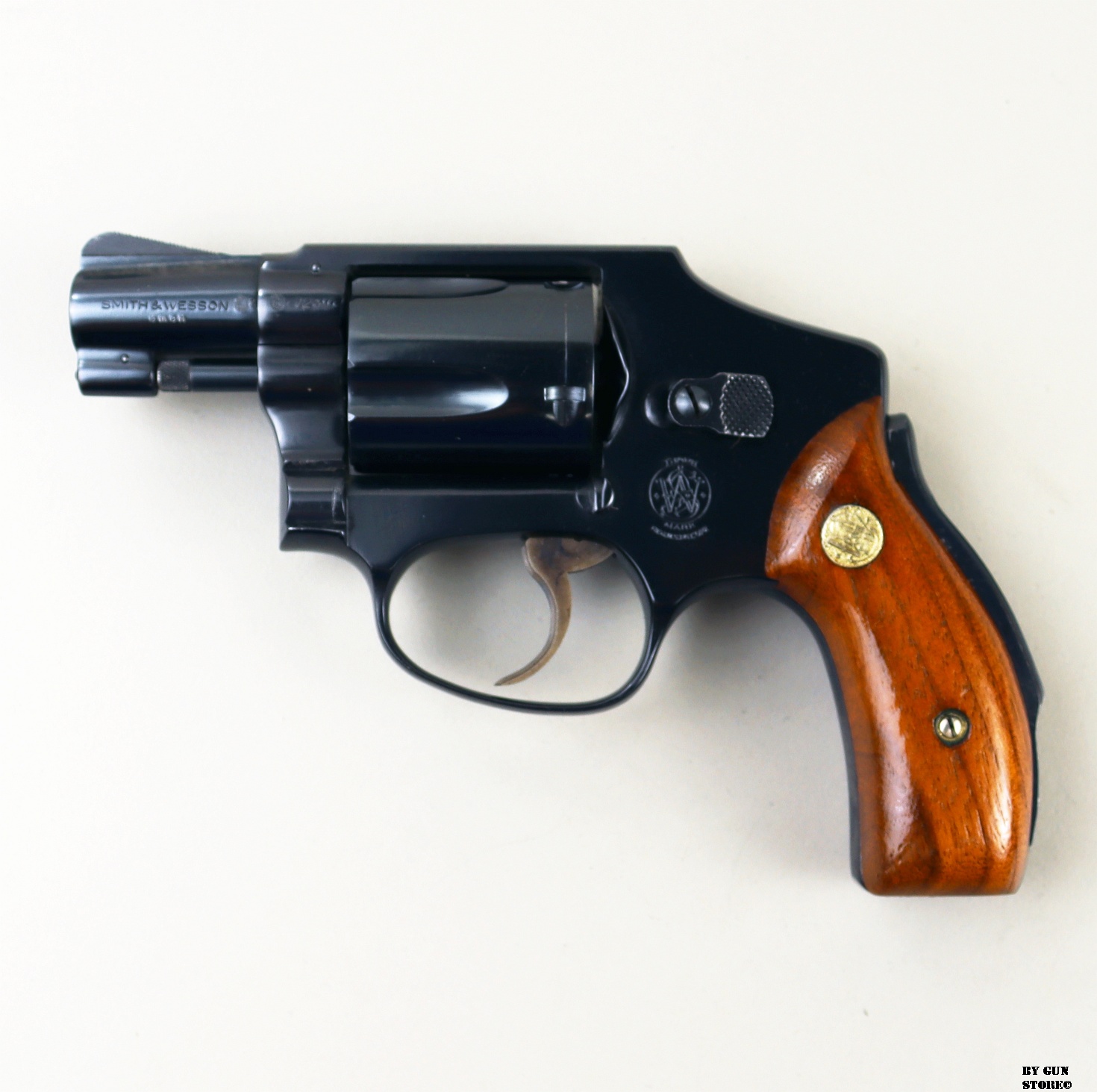 Revolver Smith & Wesson mod. 40 cal. 38 spec. matr. L182