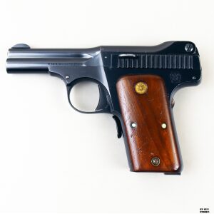 Pistola Smith & Wesson mod. Model 35 cal. .35 S&W Auto matr. 3157
